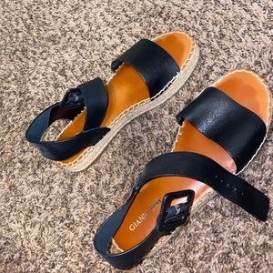 Espadrille sandals
